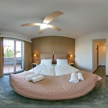 Blue Star 2 Hotel Pyrgi Thermis Bagian luar foto